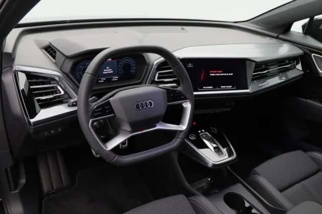 Audi Q4 (2026) thumbnail 3