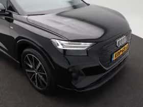 Audi Q4 thumbnail 10