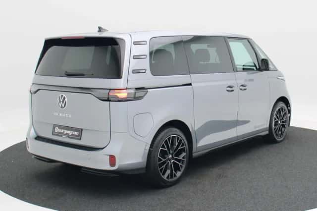 Volkswagen ID. Buzz (2026) thumbnail 2