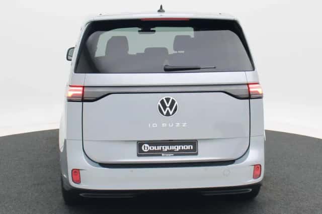 Volkswagen ID. Buzz (2026) thumbnail 5
