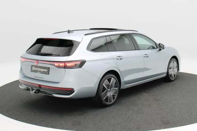 Volkswagen Passat (2026) thumbnail 2