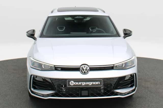 Volkswagen Passat (2026) thumbnail 4