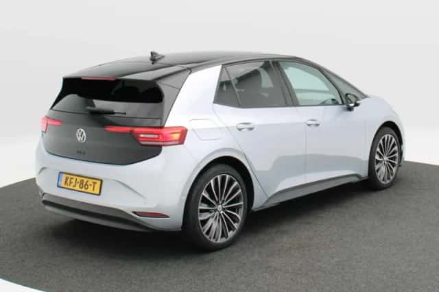 Volkswagen ID.3 (2026) thumbnail 2