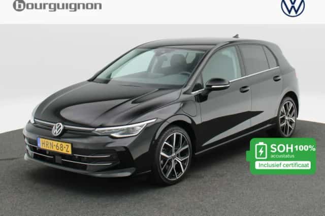 Volkswagen Golf (2025) thumbnail 1