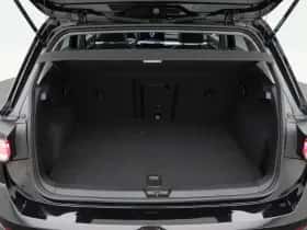 Volkswagen Golf (2025) thumbnail 17