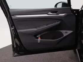 Volkswagen Golf (2025) thumbnail 18