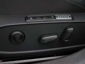Volkswagen Golf thumbnail 20