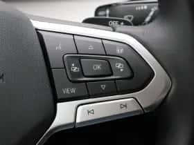 Volkswagen Golf (2025) thumbnail 23