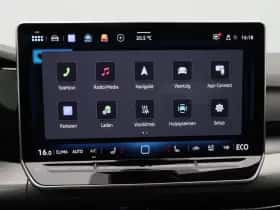 Volkswagen Golf thumbnail 24