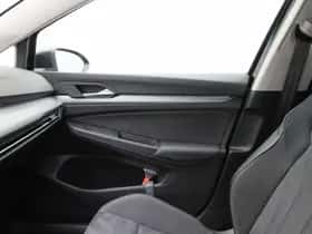 Volkswagen Golf (2025) thumbnail 32