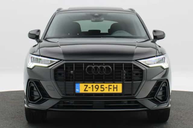 Audi Q3 (2024) thumbnail 4