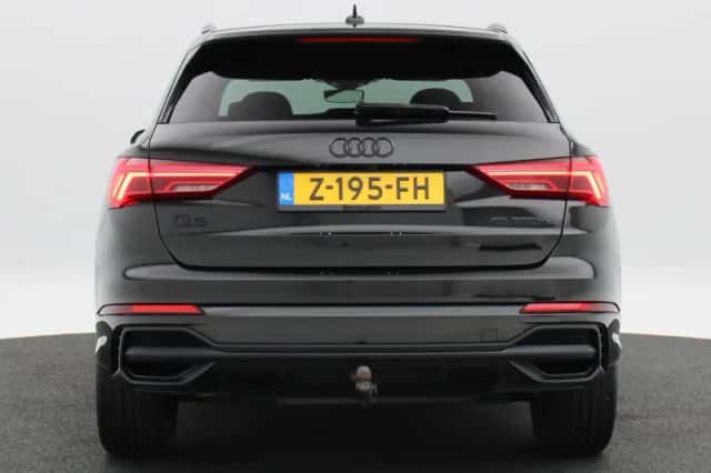 Audi Q3 (2024) thumbnail 5