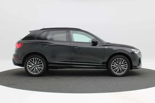 Audi Q3 (2024) thumbnail 6