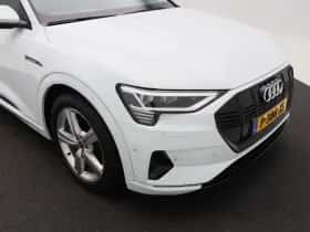 Audi e-tron (2022) thumbnail 11