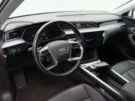 Audi e-tron (2022) thumbnail 4