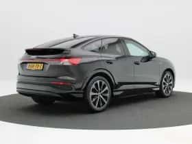 Audi Q4 (2022) thumbnail 3