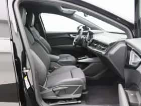 Audi Q4 (2022) thumbnail 38