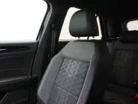 Volkswagen T-Roc (2022) thumbnail 34