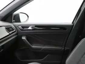 Volkswagen T-Roc (2022) thumbnail 35