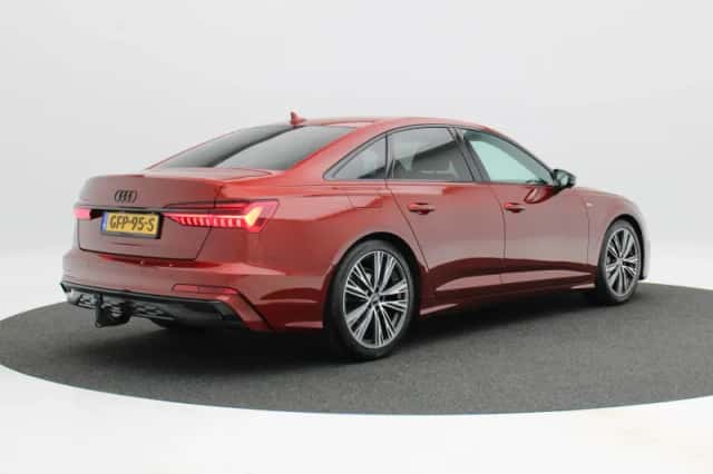 Audi A6 (2024) thumbnail 2