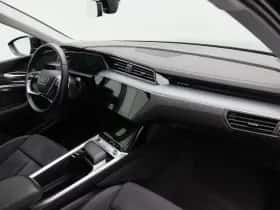 Audi e-tron (2022) thumbnail 47