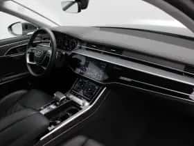 Audi A8 (2023) thumbnail 9