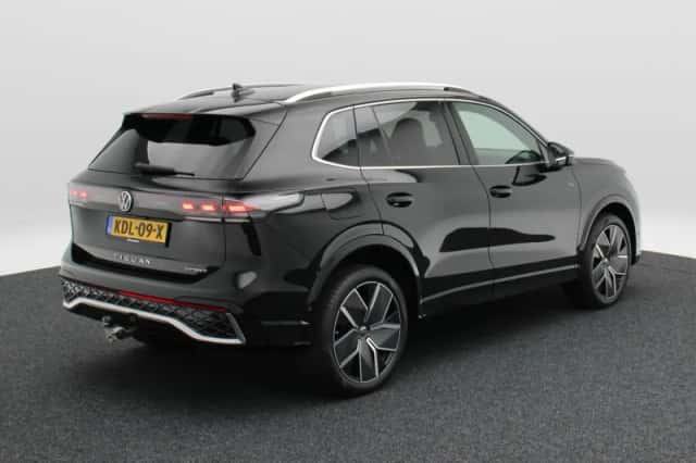 Volkswagen Tiguan (2026) thumbnail 2