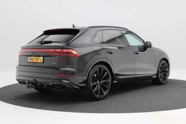 Audi Q8 (2025) thumbnail 3