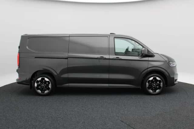 Volkswagen Transporter (2026) thumbnail 6