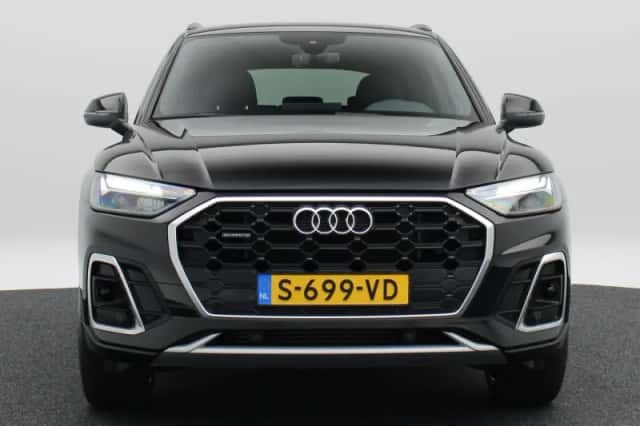 Audi Q5 (2022) thumbnail 5