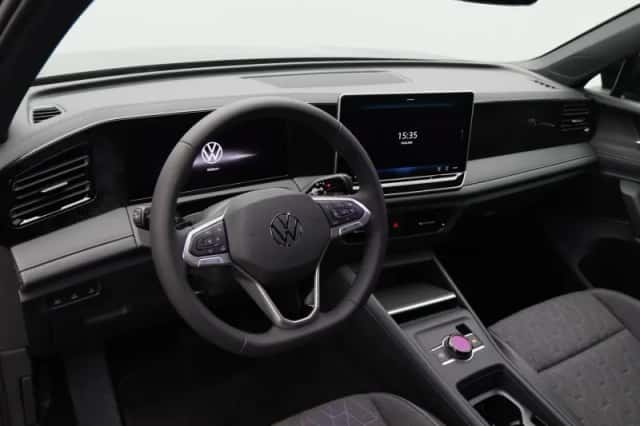 Volkswagen Tiguan (2026) thumbnail 3