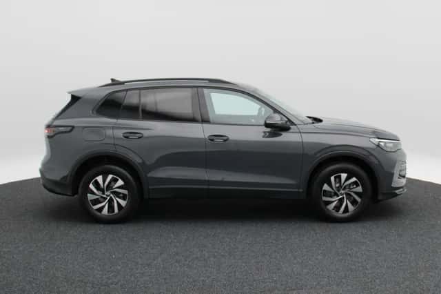 Volkswagen Tiguan (2026) thumbnail 6