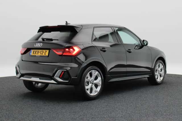 Audi A1 (2025) thumbnail 2