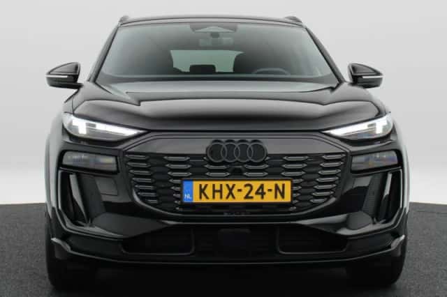 Audi Q6 e-tron (2026) thumbnail 4