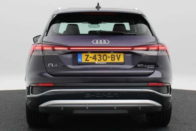 Audi Q4 e-tron (2022) thumbnail 6