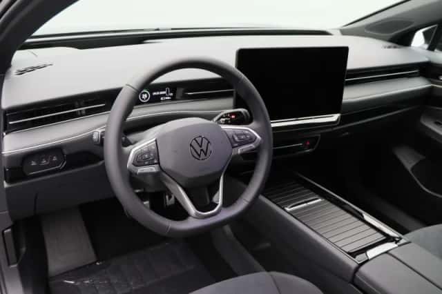 Volkswagen ID.7 (2026) thumbnail 3