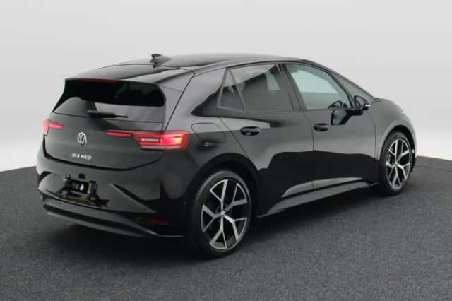 Volkswagen ID.3 (2026) thumbnail 2