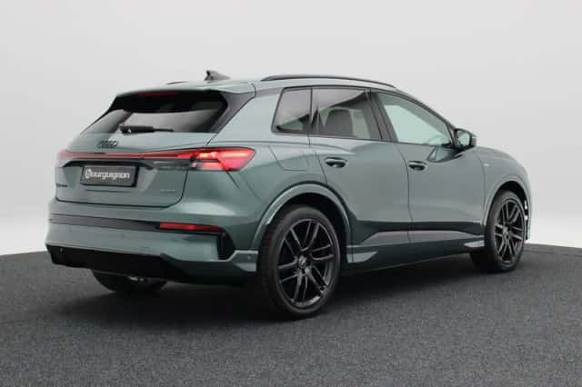 Audi Q4 e-tron (2026) thumbnail 2