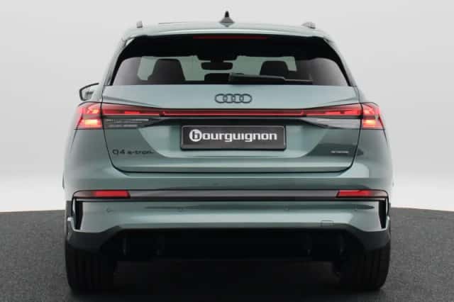 Audi Q4 e-tron (2026) thumbnail 5