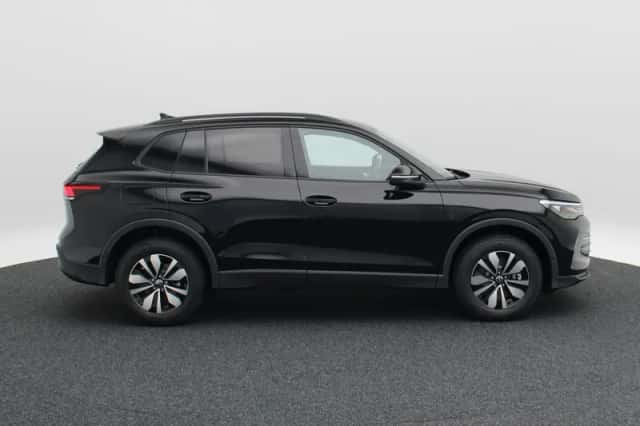 Volkswagen Tiguan (2026) thumbnail 6