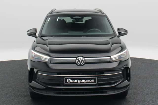 Volkswagen Tiguan (2026) thumbnail 4