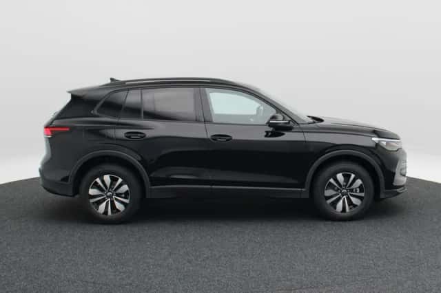 Volkswagen Tiguan (2026) thumbnail 6
