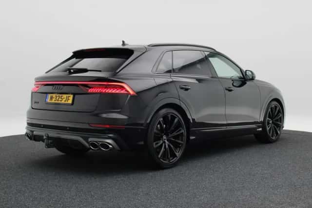 Audi Q8 (2021) thumbnail 2