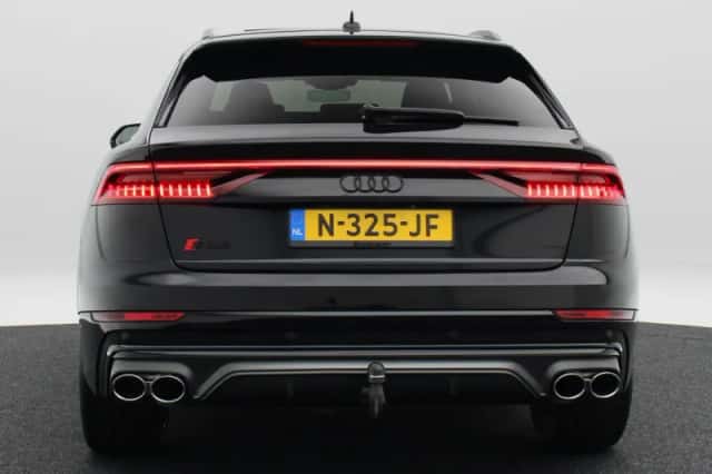 Audi Q8 (2021) thumbnail 4