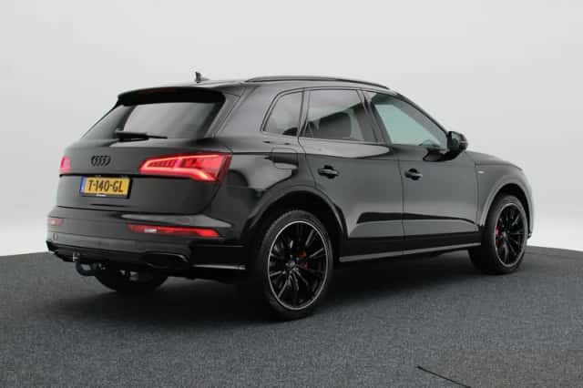 Audi Q5 (2020) thumbnail 3