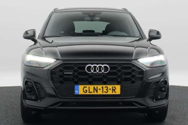 Audi Q5 (2024) thumbnail 4