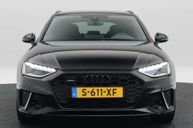 Audi A4 (2022) thumbnail 4