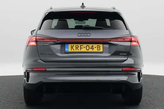 Audi Q4 e-tron (2026) thumbnail 5