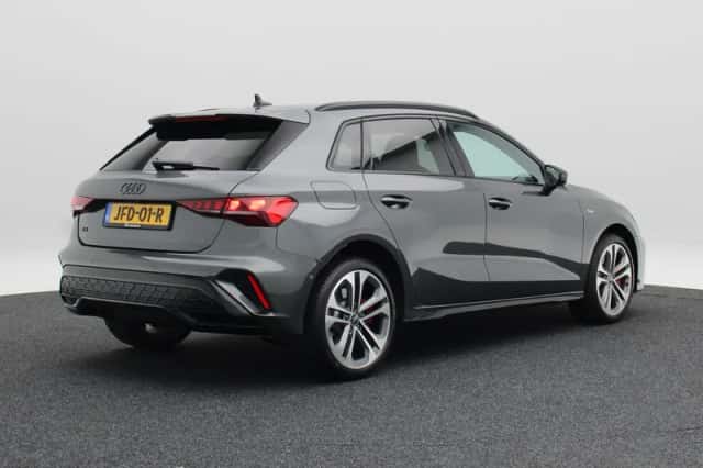 Audi A3 (2025) thumbnail 2