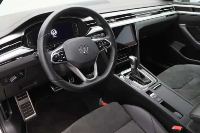 Volkswagen Arteon (2023) thumbnail 3